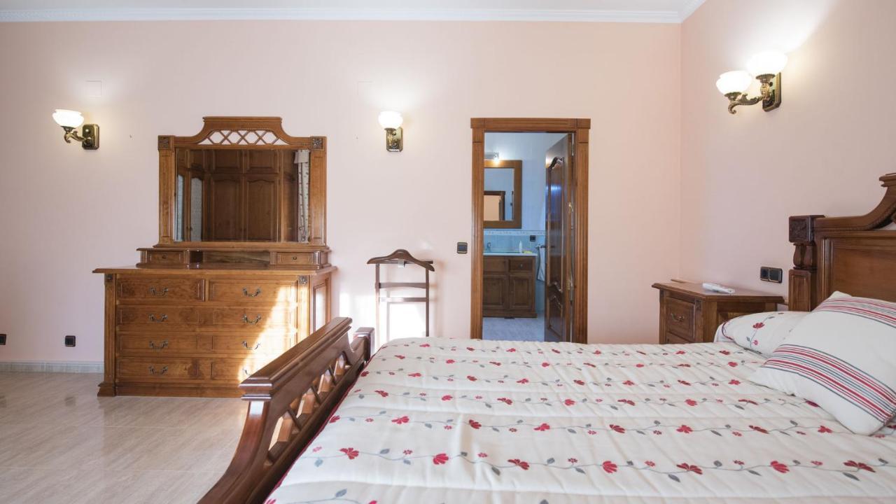 Villa Las Tres Hermanas Albarreal De Tajo By Toledo Ap Eksteriør bilde