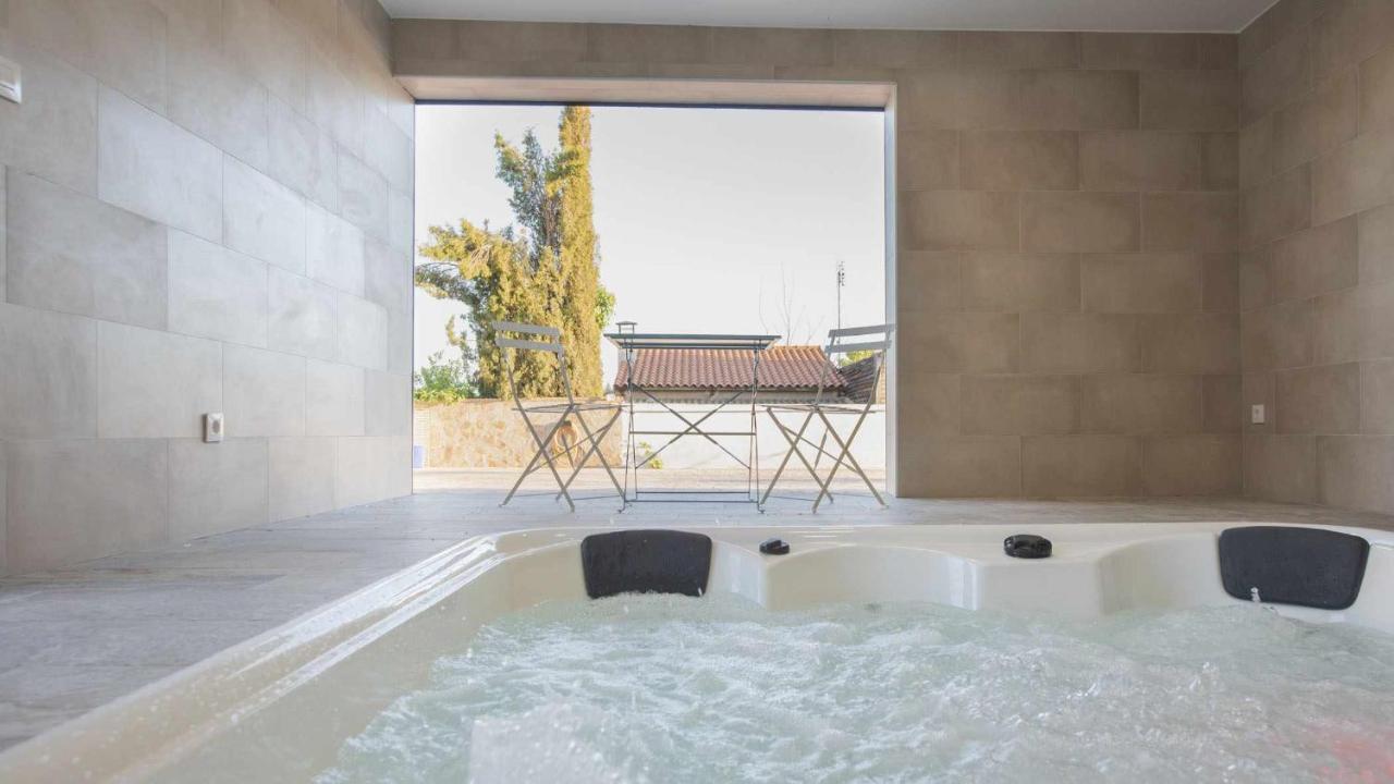 Villa Las Tres Hermanas Albarreal De Tajo By Toledo Ap Eksteriør bilde
